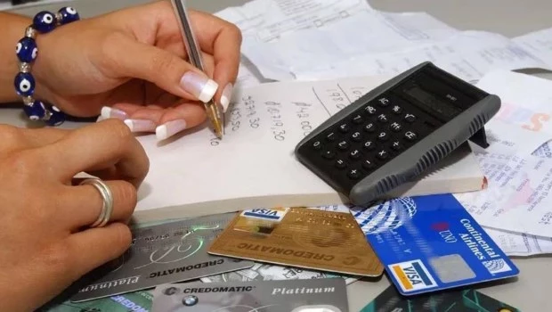 El nivel de morosidad a nivel nacional es del 17,5%. Algunos deudores tomaron créditos y la baja de la inflación los perjudicó. Otros se endeudan porque no llegan a fin de mes.