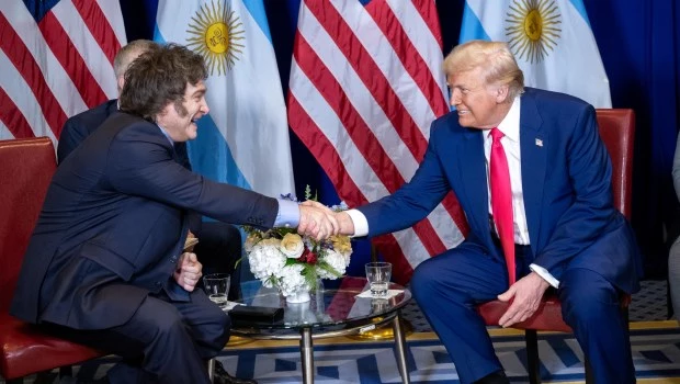 YPF: el Gobierno hace gestiones con Estados Unidos para que se investigue a la familia Eskenazi