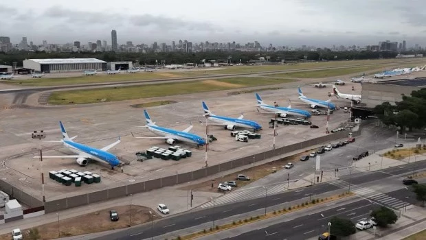 El Aeroparque Jorge Newbery permanece cerrado por obras