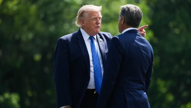 El presidente de EE.UU., Donald Trump, con el director de la CIA John Ratcliffe en Camp David.