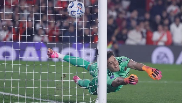 Santiago Beltrán había tenido una gran actuación, pero falló a la hora de patear y River lo pagó caro.