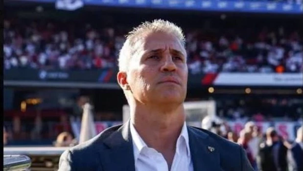 Los tres nombres que se barajan en River para reemplazar a Coudet