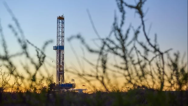 Vaca Muerta a pleno: la producción de petróleo batió el récord histórico en julio