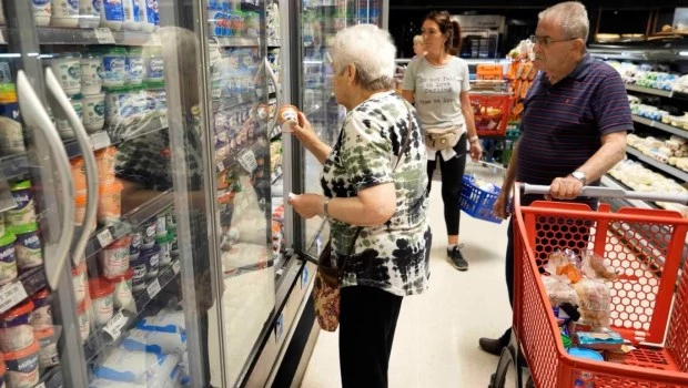 Leve suba de los alimentos en el final del mes