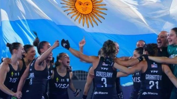 El Presidente felicitó a Las Leonas por la tercera Copa del Mundo obtenida ante Países Bajos
