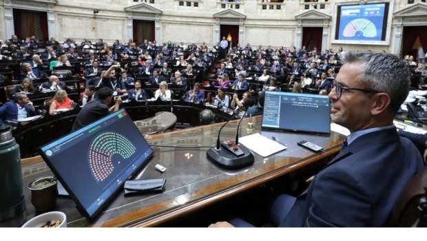 La oposición parlamentaria no logra afectar la gobernabilidad