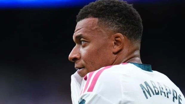 Investigan a un criminal encarcelado que tenía entre sus objetivos secuestrar a Mbappé