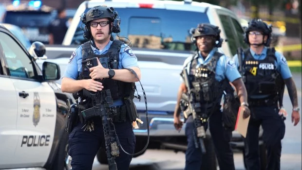Dos personas perdieron la vida en un tiroteo en Minneapolis