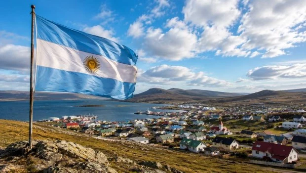 Argentina inició sanciones contra otros 15 sujetos por actividades hidrocarburíferas ilegítimas en Malvinas