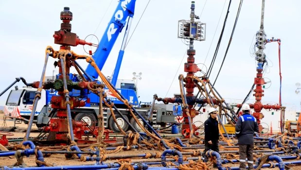 Las petroleras que operan en Vaca Muerta financiarán mejoras en las rutas en Neuquén