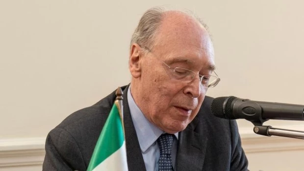 El profesor Cristin es una figura identificada con el pensamiento conservador/identitario italiano y actualmente se desempeña también como consejero para asuntos culturales del gobierno de Giorgia Meloni.