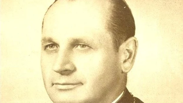 Monseñor Kruk falleció en 1991 en un accidente automovilístico.
