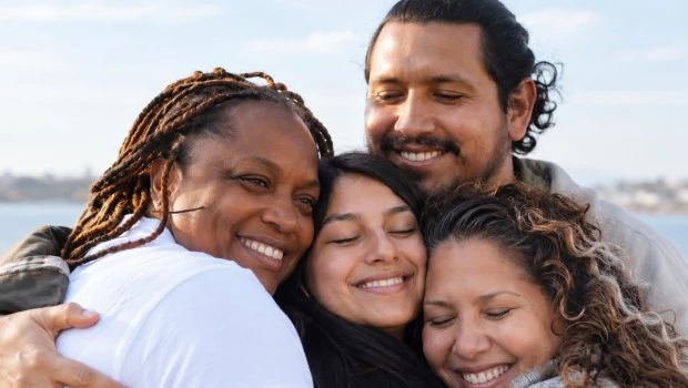 La OMPP lanza un histórico Abrazo Mundial por la Paz