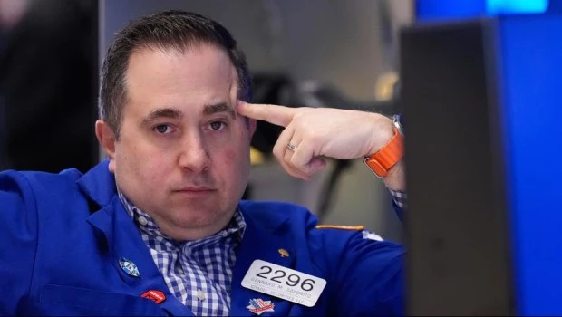 Wall Street, en vilo por el anuncio de mañana de la Fed