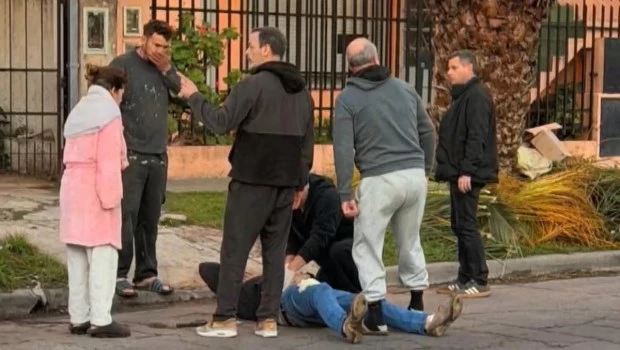 Los delincuentes hirieron a un comisario mayor retirado de la Bonaerense en El Palomar.