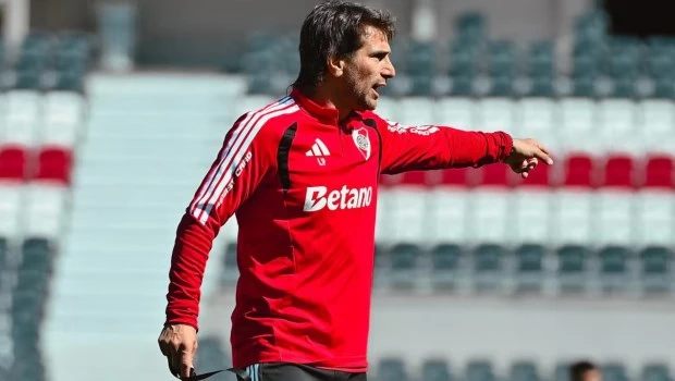 Ponzio dejó su interinato y firmó contrato para ser el DT de River hasta agosto de 2027
