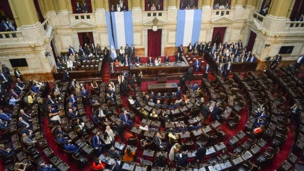 La mentira de un presupuesto y una ley de defensa sin soberanía