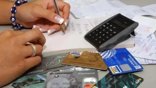 Volvió a crecer la morosidad en julio y alcanzó casi el 13% del crédito familiar