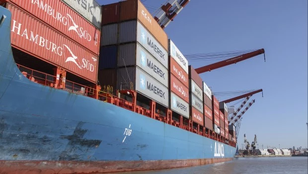 A pesar de la suba de importaciones, creció el superávit comercial en agosto