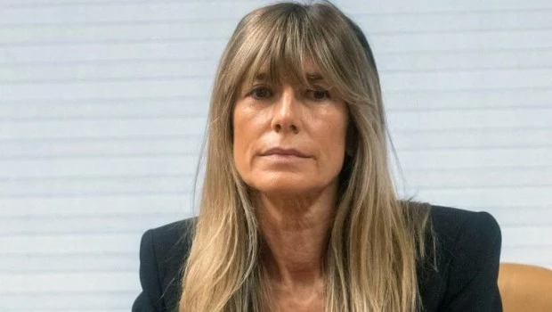 España: la esposa de Pedro Sánchez va a juicio por jurado por tráfico de influencias y malversación