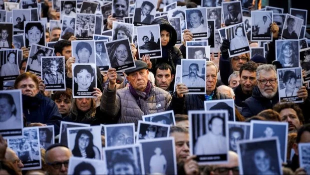 Causa AMIA: La Justicia procesó a ocho altos mandos iraníes y libaneses