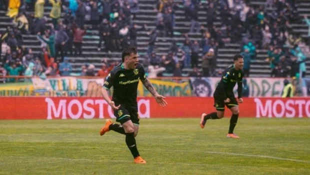 Aldosivi volvió a la victoria frente a Atlético Tucumán y le dio una gran mano a River en la Zona B