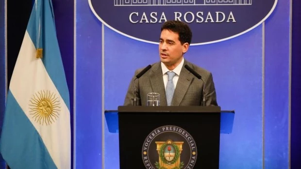 Ravier minimiza tensiones entre Milei y Bullrich: “En un Gobierno liberal no somos manada”