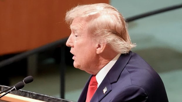 Trump asegura que deberá tomar una decisión: llegar a un acuerdo o "aniquilar" a Irán