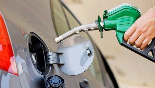 Agosto marcó una nueva caída en la venta de combustibles
