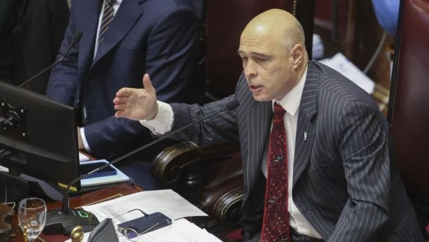 Por los viajes de Milei y Villarruel, Bartolomé Abdala quedará a cargo del Ejecutivo