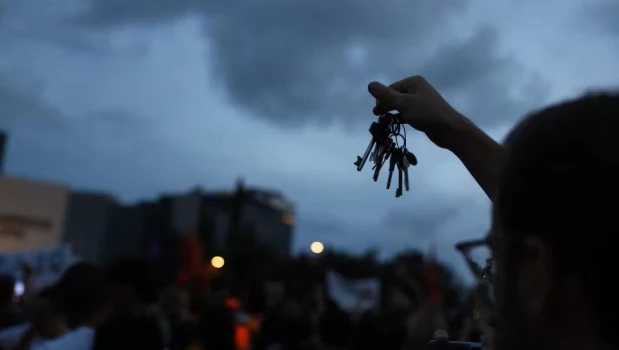 En España: paralizan desalojos hasta 2030