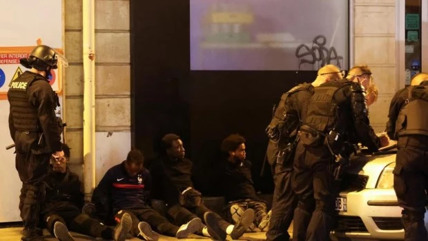 Francia: al menos 40 detenidos y 31 heridos tras choques entre policías y estudiantes