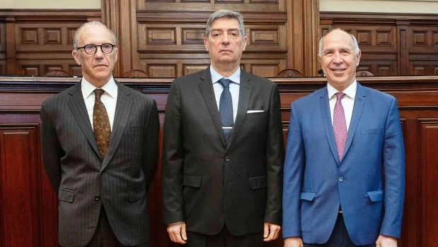 La Corte Suprema defendió su fallo sobre tierras y cuestionó los “discursos de odio”
