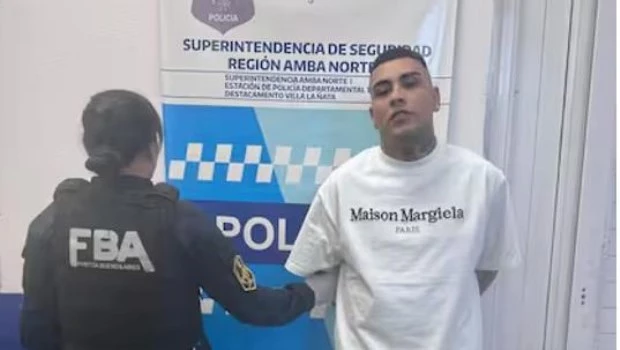 Concedieron la prisión domiciliaria al músico Callejero Fino con tobillera electrónica