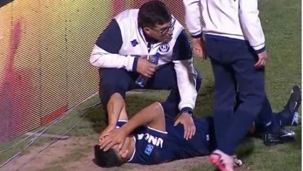Maxi Salas se rompió el ligamento cruzado anterior y tendrá ocho meses de recuperación