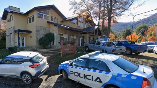 Villa La Angostura: un hombre quedó detenido por el crimen de su hija de 3 años