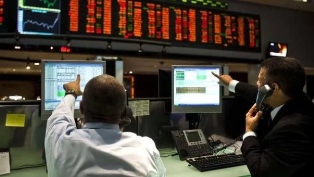 Mercados en alza tras el resultado en Brasil: el real se aprecia y los bancos lideran subas en Wall Street