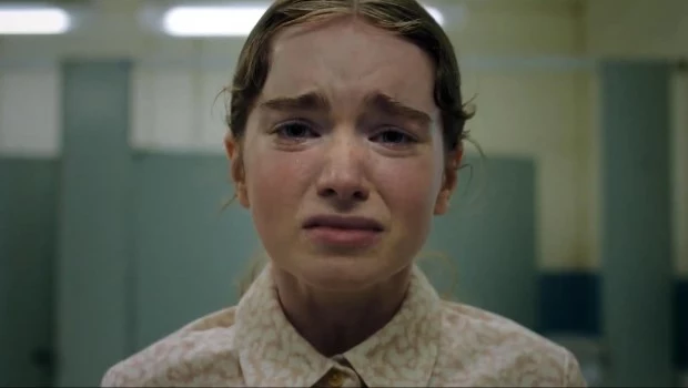 ‘Carrie’ traslada el acoso al entorno digital que experimentan las nuevas generaciones.