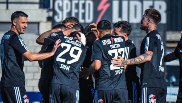 Riestra empató con Central Córdoba y se ilusiona con alcanzar los playoffs