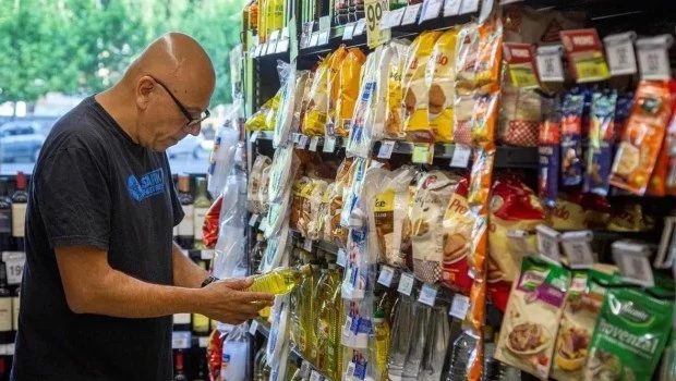 Inflación: anticipan que subió cerca del 2% en septiembre impulsada por alimentos