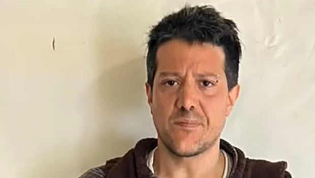Tapalqué: arrestaron al hombre que fue filmado mientras golpeaba a su mujer