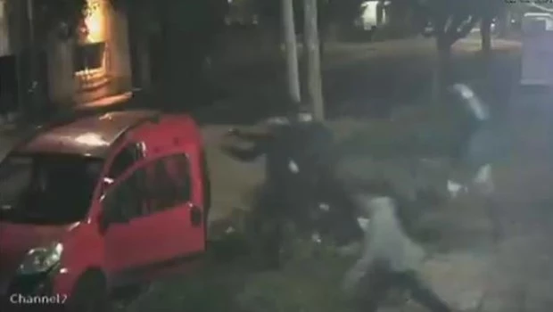 Tres menores de 14 años detenidos por asaltar a un conductor en El Palomar