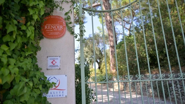 Hallan dos cuadros de Renoir robados de un museo francés; hay seis detenidos