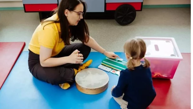 Autismo: cuando hay terapias, acompañantes y apoyo, pero falta una revisión clínica integral