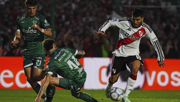 River se llevó apenas un punto de Junín. El Millonario sigue muy complicado en la tabla.