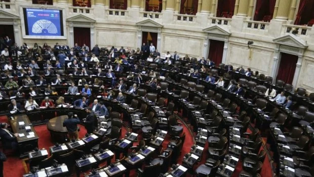 La oposición no alcanzó a reunir el quórum y se cayó la sesión en Diputados para voltear el DNU 70