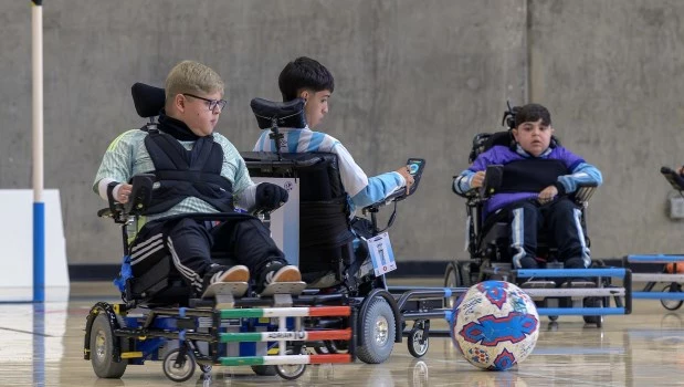 Atletas con atrofia muscular espinal participan del Mundial de Powerchair Football