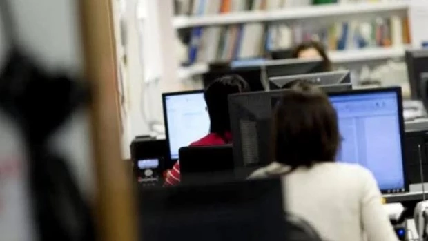 El Gobierno abrió un retiro voluntario para empleados públicos: quiénes pueden acceder