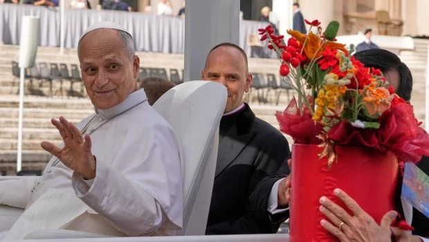 León XIV a un paso de confirmar el viaje : “Argentina, allá vamos”