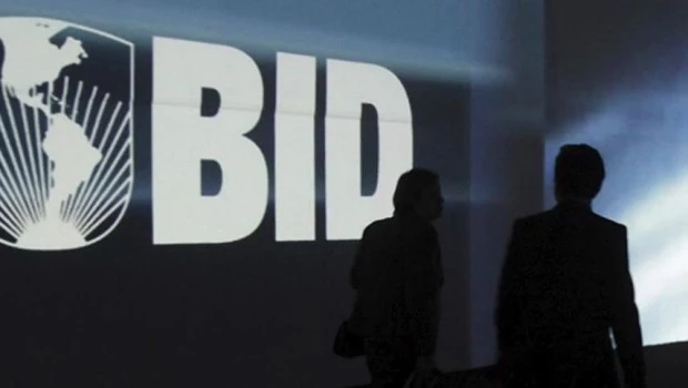 El Gobierno aprobó créditos con el BID por hasta US$2.650 millones para sostenibilidad fiscal y seguridad